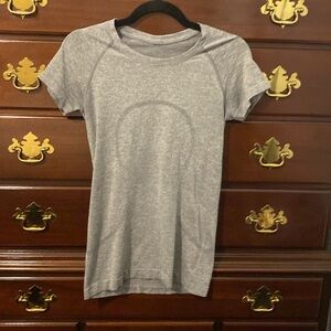 Grey lulu lemon swifty tech size 6